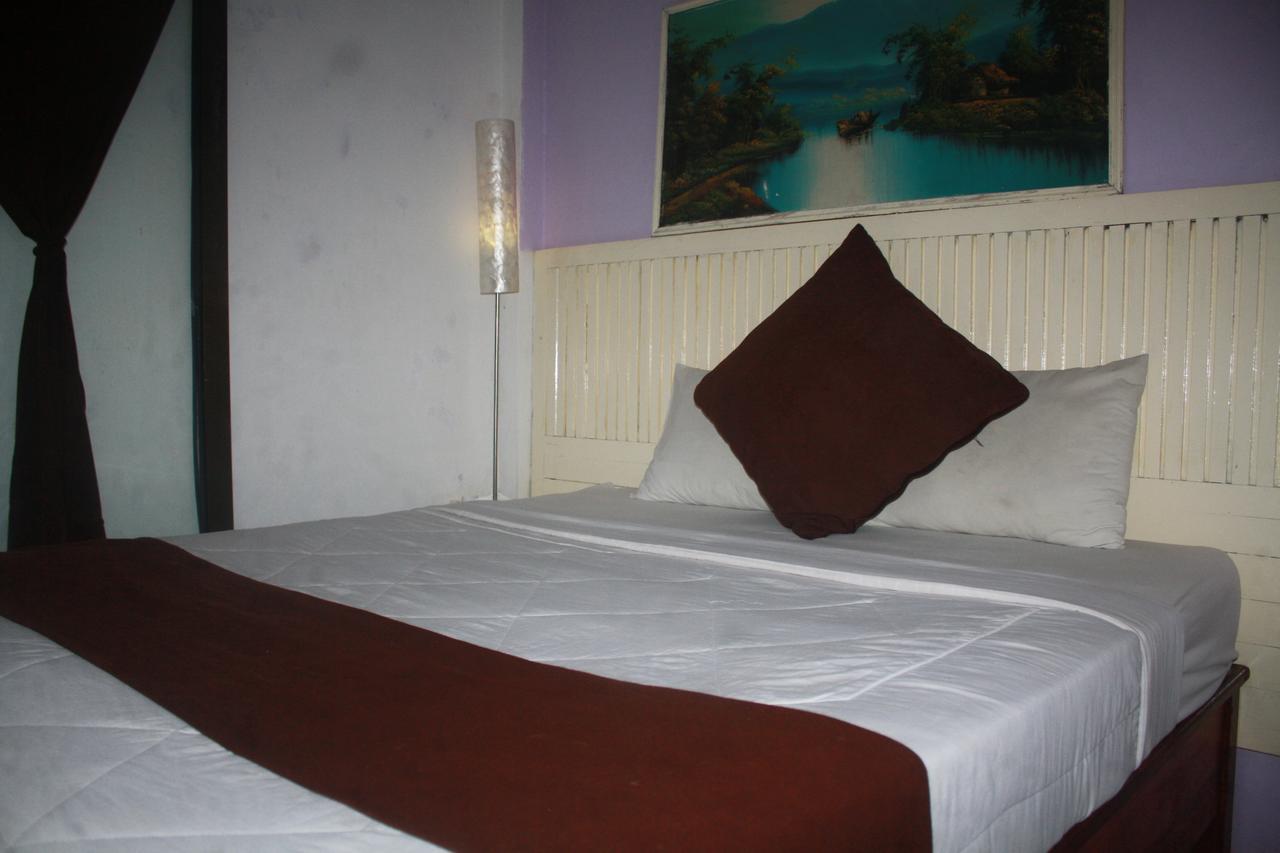 Gusti Homestay Kerobokan Exteriör bild
