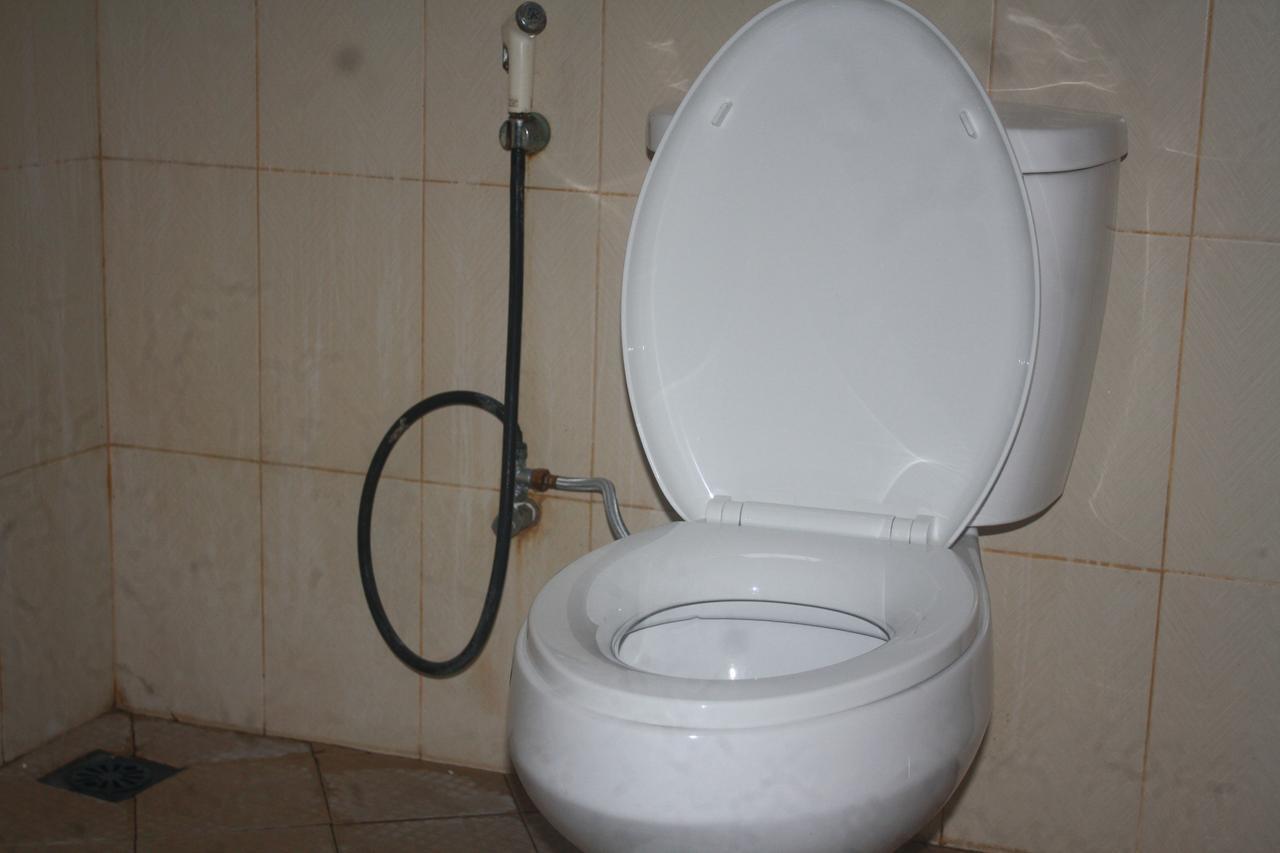 Gusti Homestay Kerobokan Exteriör bild